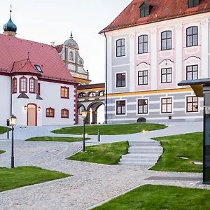 Schloss **** Leitheim